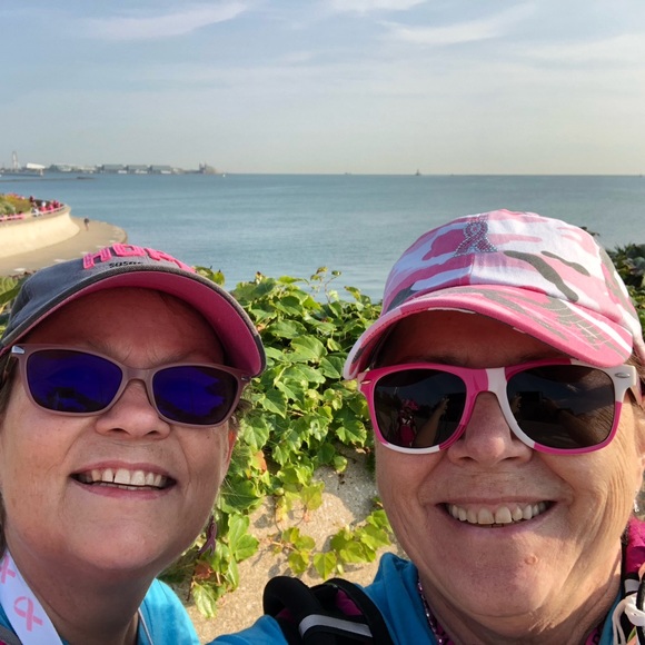 Meet your Posher, Wendy ๐ - Picture 6 of 14